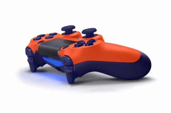 playstation_dualshock-naranja.jpg