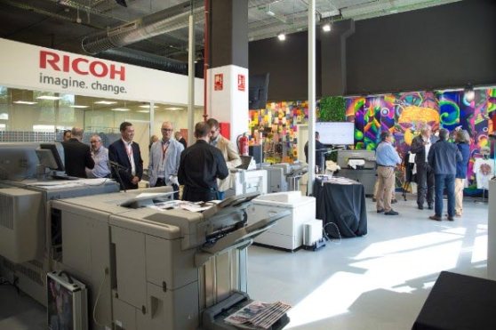 varios_ricoh_customer-experience-center.jpg