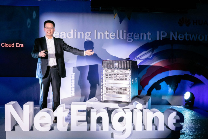 Huawei presenta la serie NetEngine 8000, el primer router inteligente ...