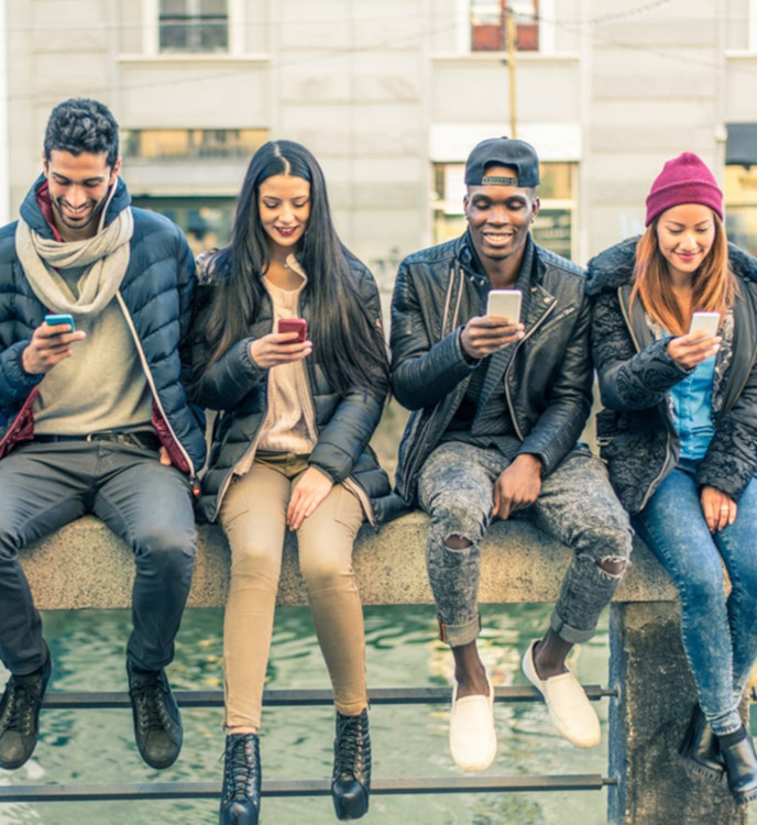 varios_selligent_jovenes