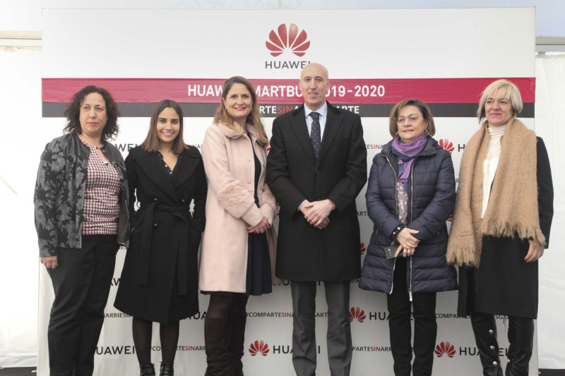 huawei_smartbus19-leon