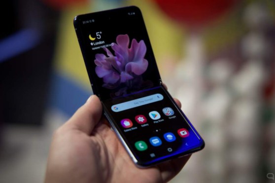 samsung_galaxy_z-flip-2