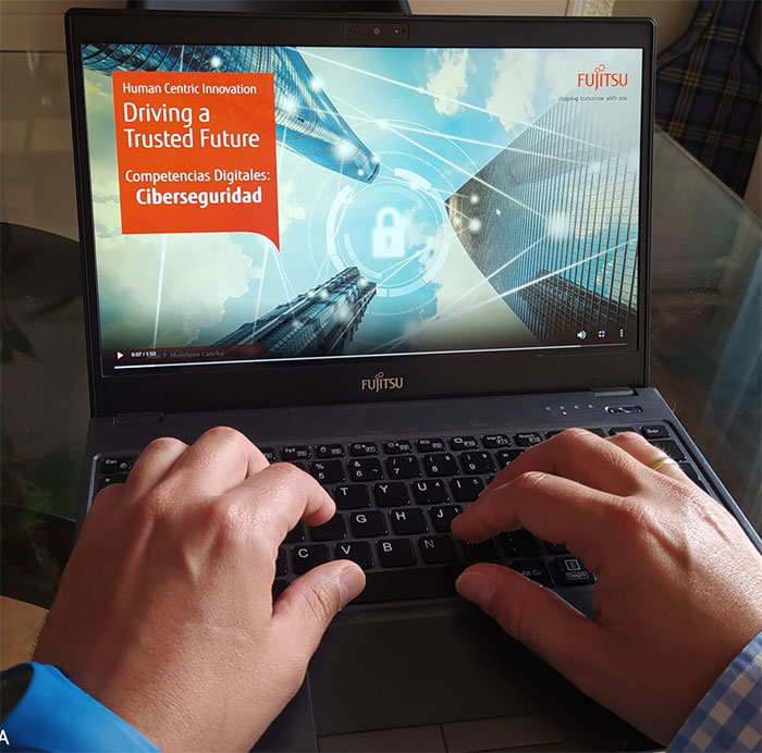 fujitsu_competencias-digitales