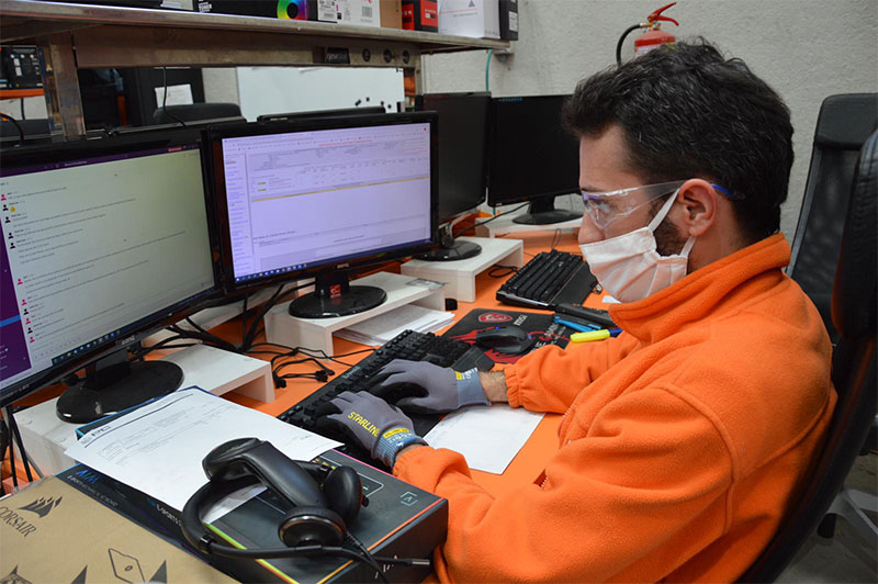 pccomponentes_incidencias-teletrabajo